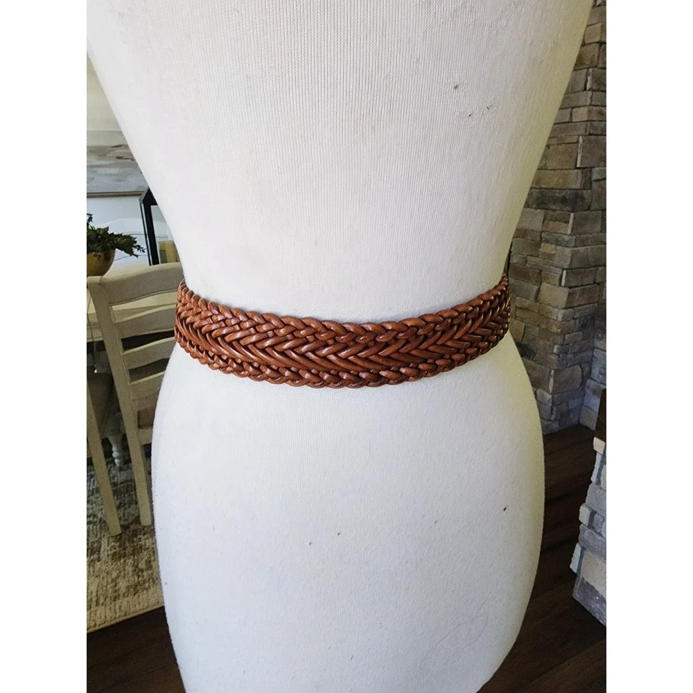 Cognac Brown Braided Leather Belt Silver Floral‎ Engraved Square Buckle Small 34